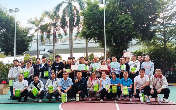 團(tuán)結(jié)一致，“繩”彩飛揚(yáng)