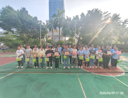 凝心聚力 “拔” 頭籌，勠力同心 “繩” 彩飛揚